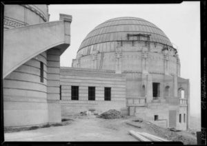 Griffith Observatory under construction. Photo via USC and Truthdig.