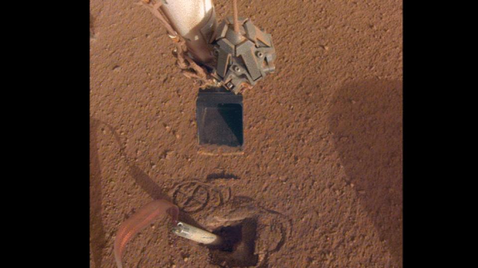 Mars Insight heat probe repair plan