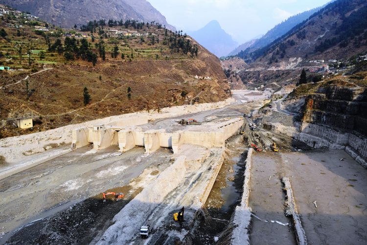 Geology Explains Destructive Debris Flow