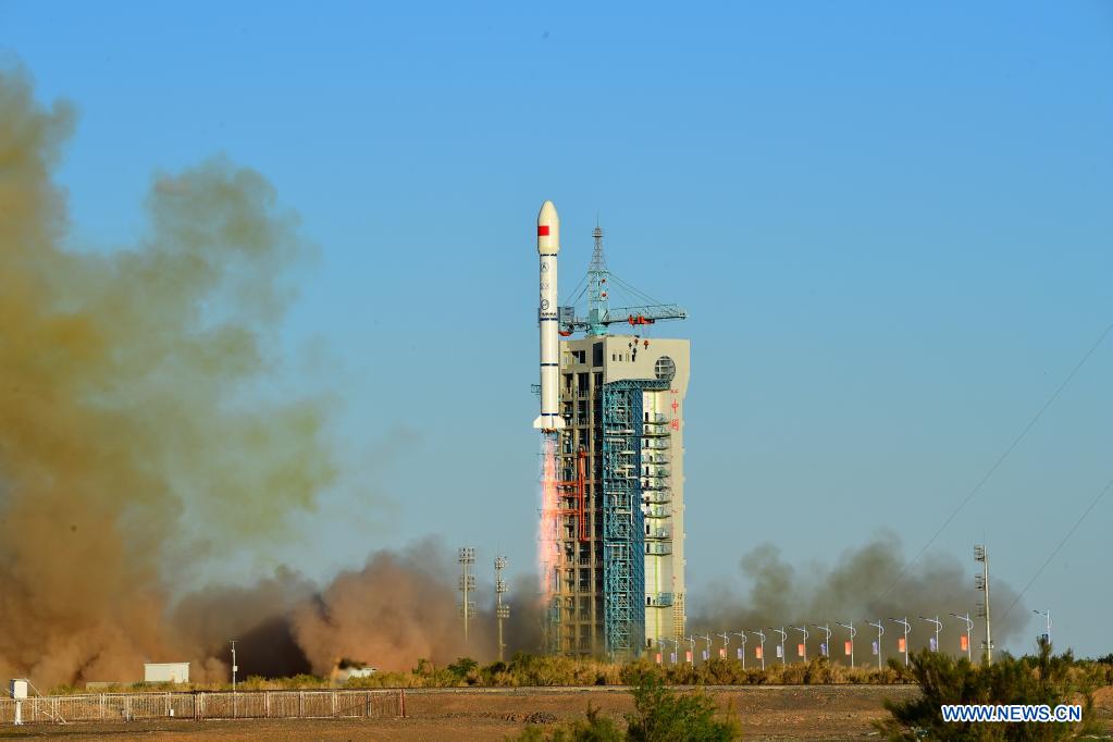 China Launches Three Integrated Experimental Satellites