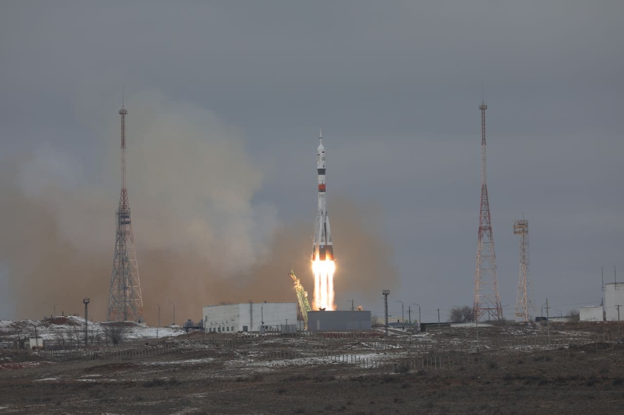 Soyuz MS-20 Sends 3 to ISS, Including Japanese Tourists