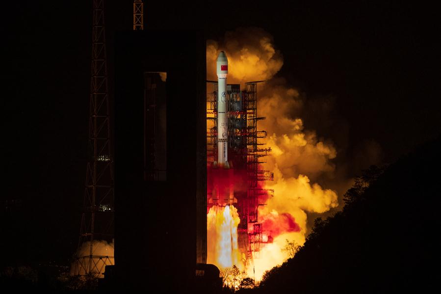 China Launches Communications Relay