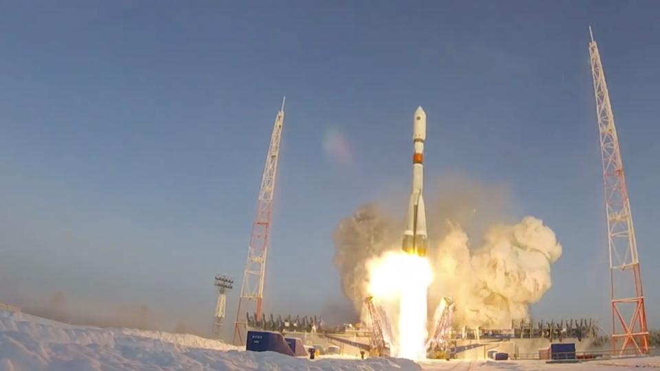 Soyuz Rocket Launches Classified Satellite