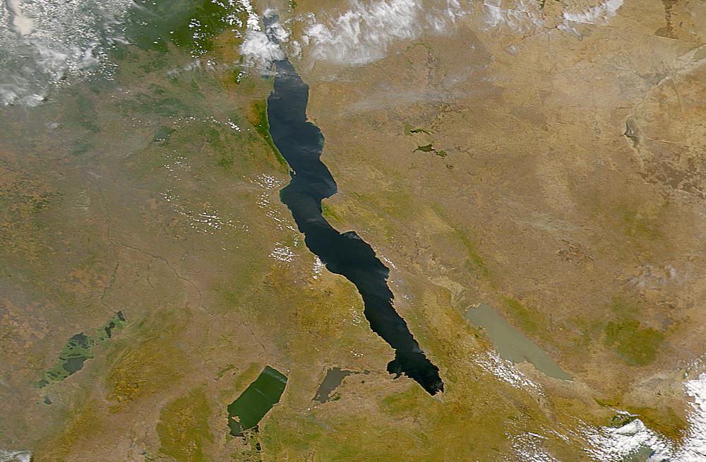 African Lakes Sequestering Carbon Dioxide