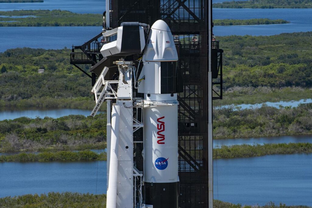 SpaceX Launches Four More Humans into Orbit