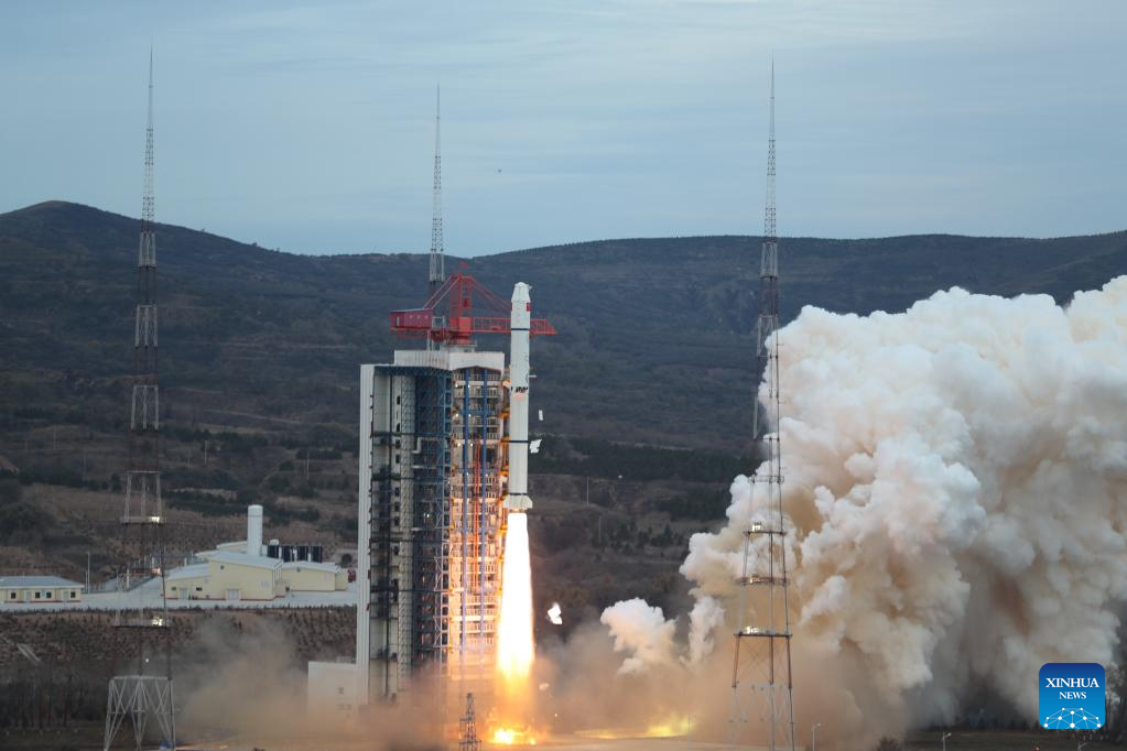 China Sends Up Another Radar Satellite and Three Yaogan Sats