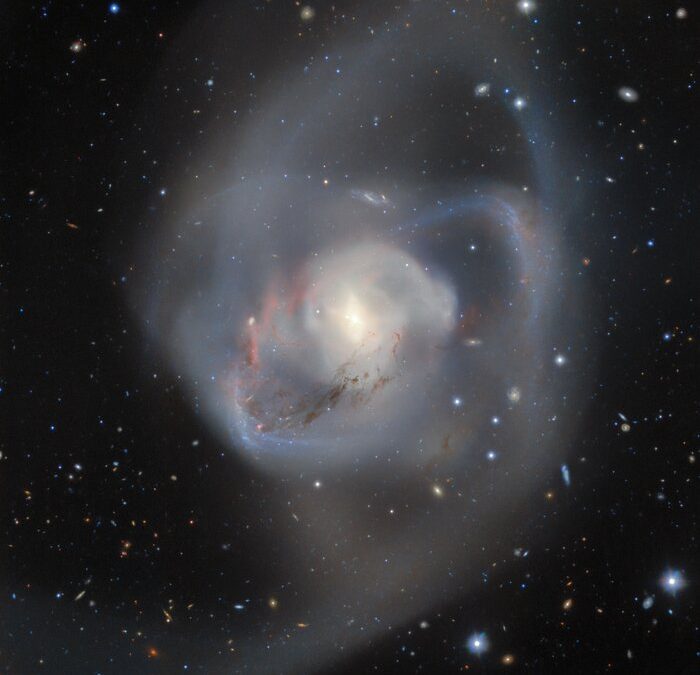 Galaxy mergers beautifully build bigger galaxies